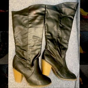 Tall Black boots
